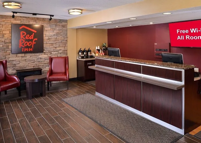 Red Roof Plus+ Chicago - 3* Willowbrook
